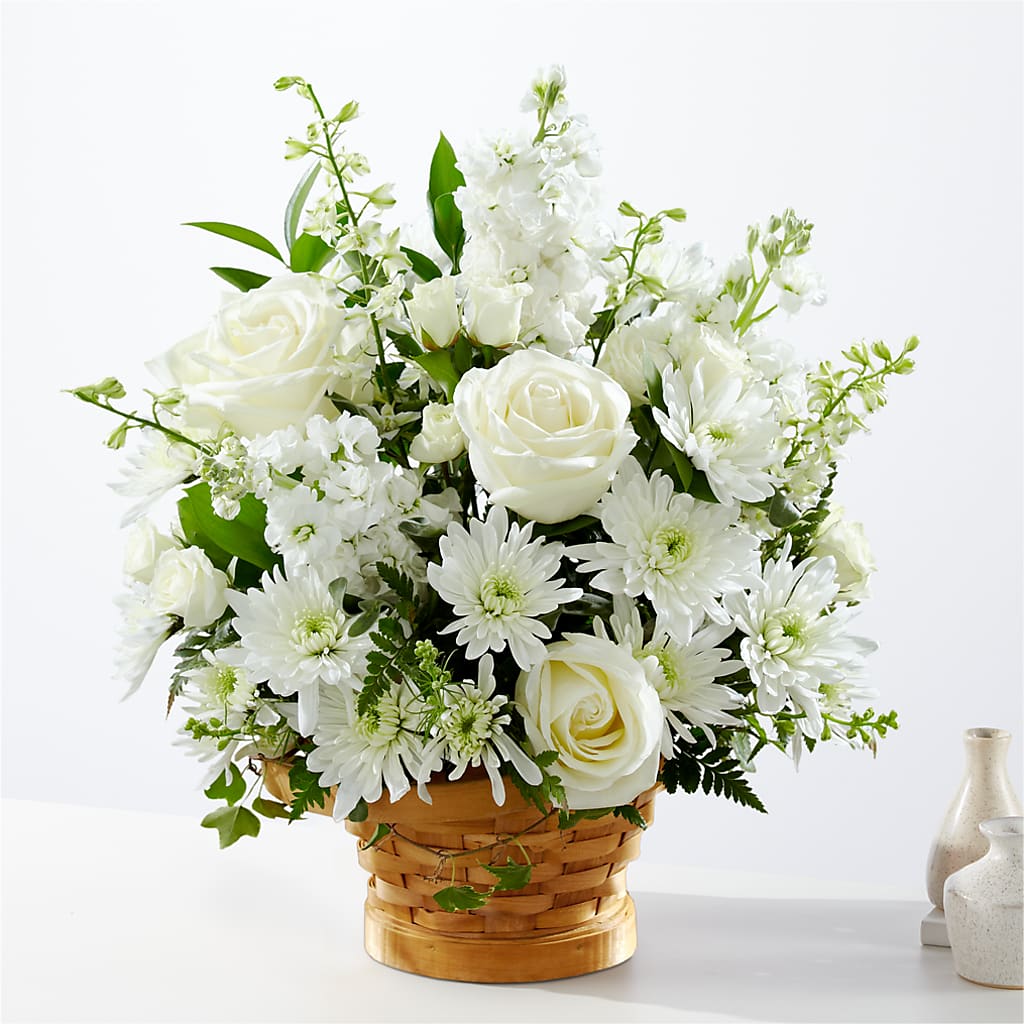 Heartfelt Condolences Arrangement – ELLA'S ESSENCE LLC, Evanston IL