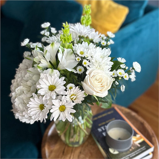 Classic Ivory – A Florist Original – ELLA'S ESSENCE LLC, Evanston IL