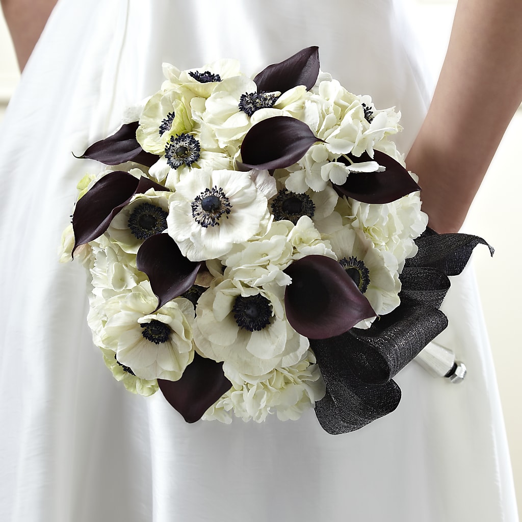 To Have and To Hold Bouquet – ELLA'S ESSENCE LLC, Evanston IL
