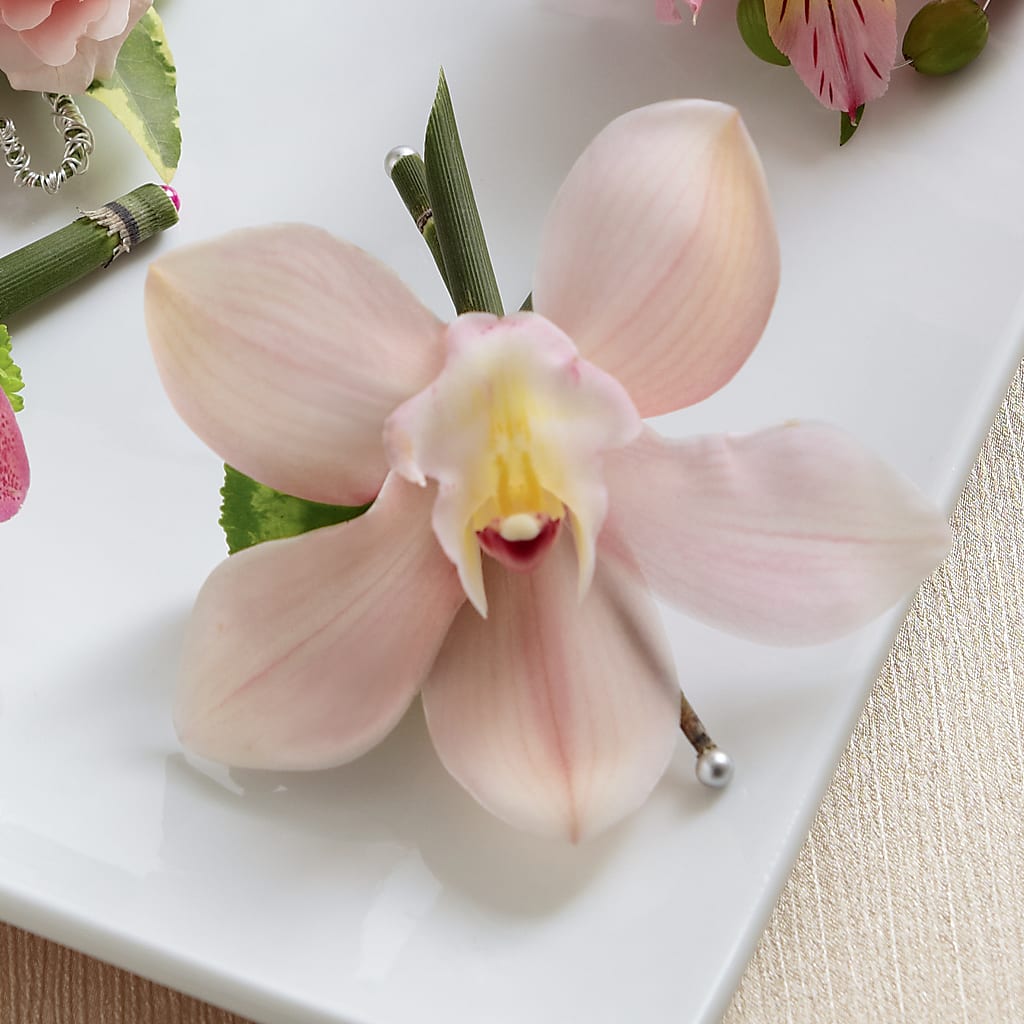 Pink Cymbidium Boutonniere – ELLA'S ESSENCE LLC, Evanston IL