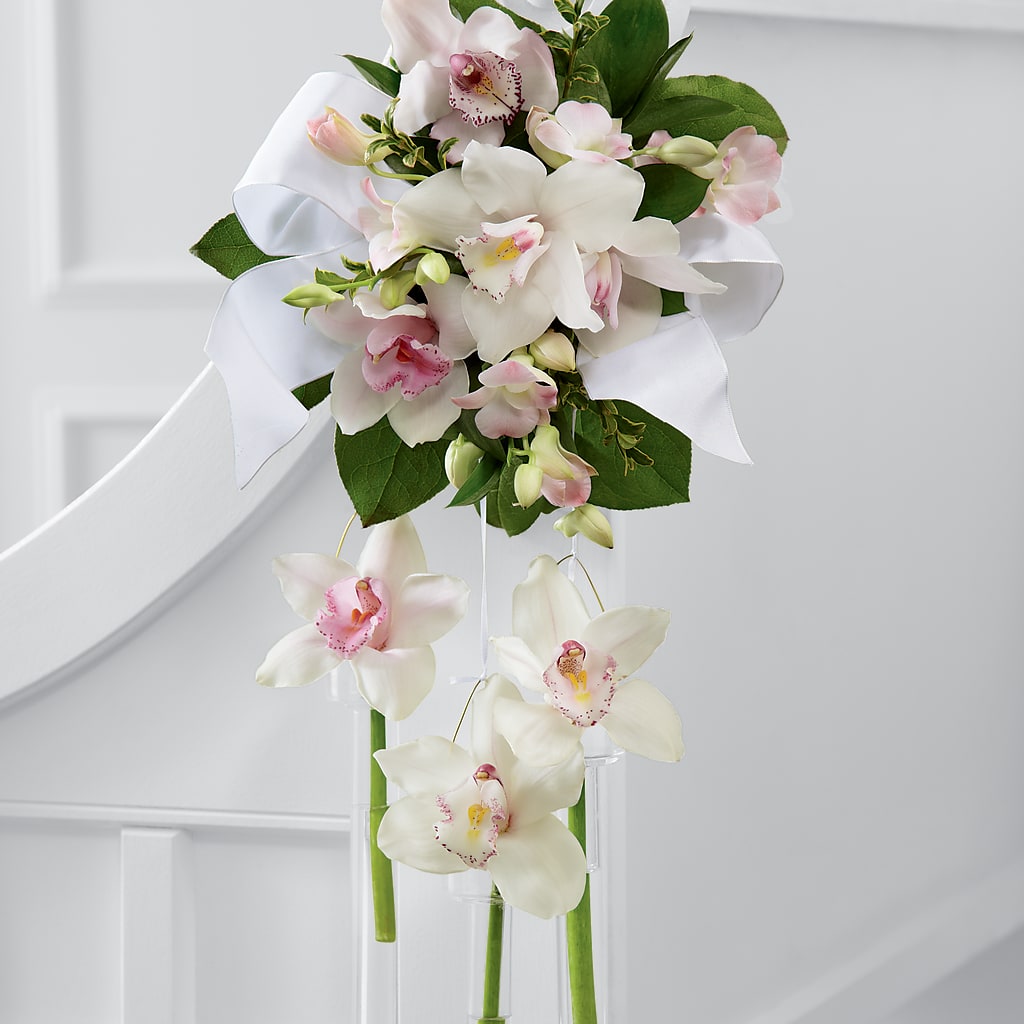 Perfect Entrance Pew Arrangement – ELLA'S ESSENCE LLC, Evanston IL