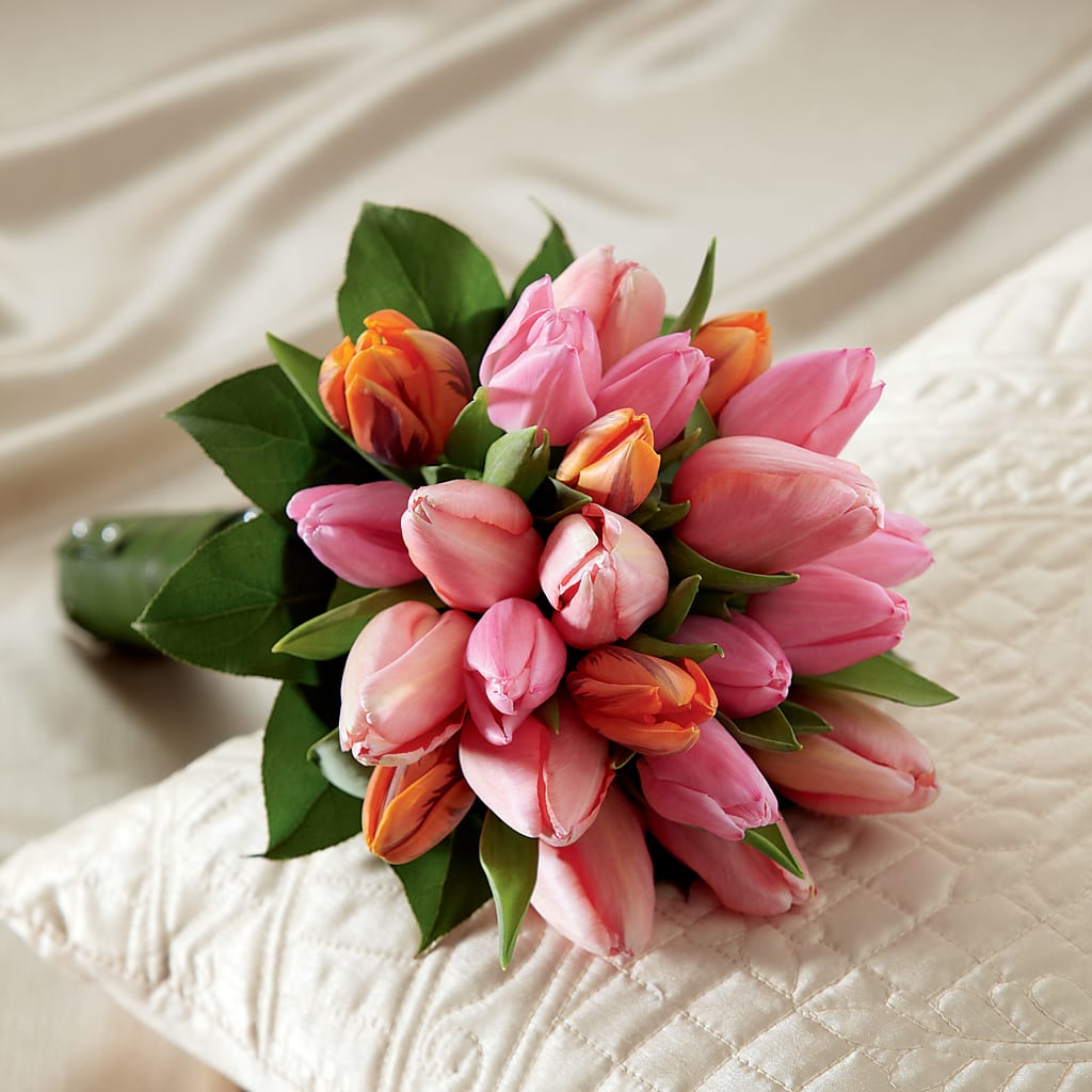 Embraceable Bouquet – ELLA'S ESSENCE LLC, Evanston IL