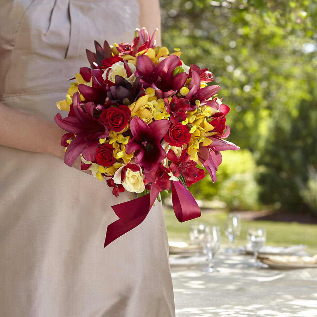 Sunningdale Bouquet – ELLA'S ESSENCE LLC, Evanston IL