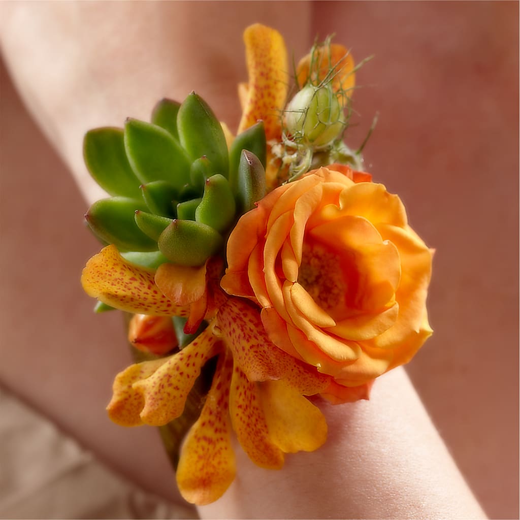 Irresistible Love Wrist Corsage – ELLA'S ESSENCE LLC, Evanston IL