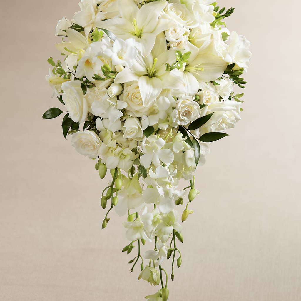 White Wonders Bouquet – ELLA'S ESSENCE LLC, Evanston IL