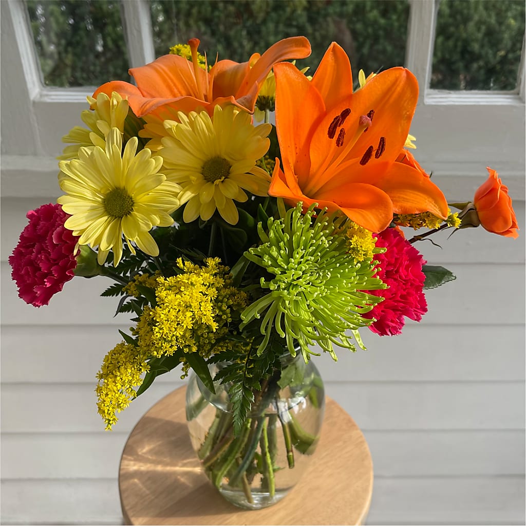 Bold & Bright – A Florist Original – ELLA'S ESSENCE LLC, Evanston IL