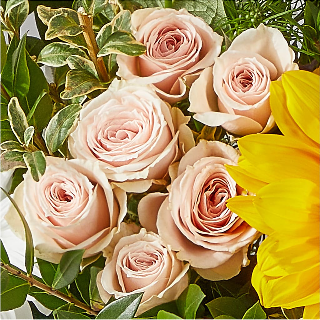The Good Life Bouquet – ELLA'S ESSENCE LLC, Evanston IL