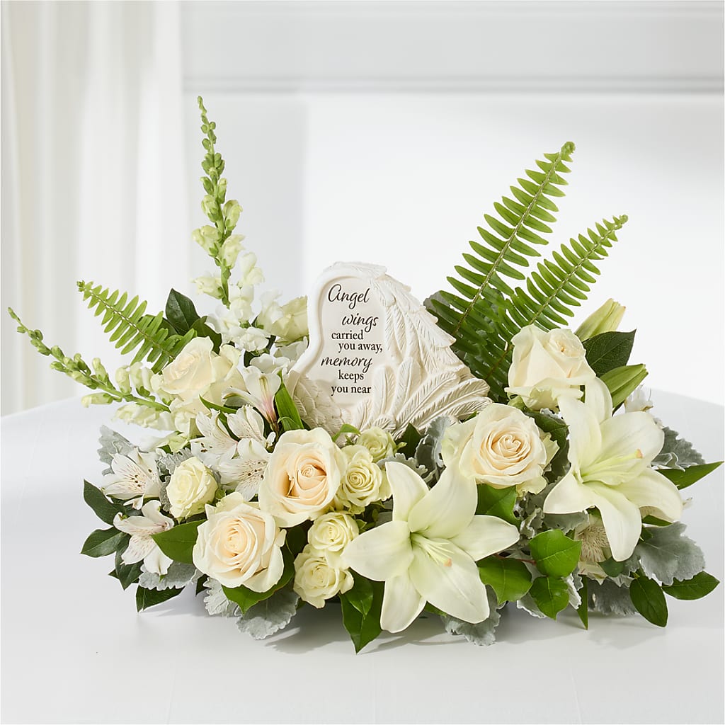 Holding You Close Arrangement – ELLA'S ESSENCE LLC, Evanston IL