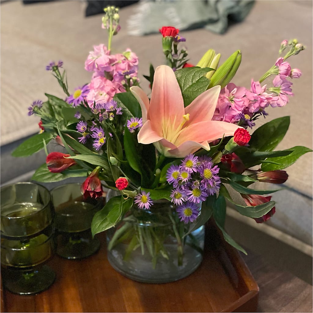 Romantique Bouquet – ELLA'S ESSENCE LLC, Evanston IL