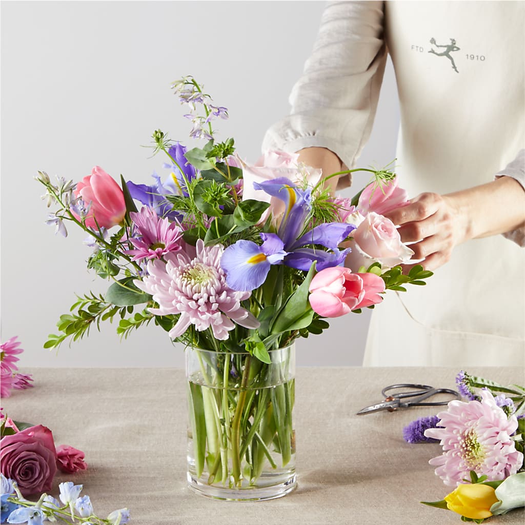 Pastel Tradition - A Florist Original – ELLA'S ESSENCE LLC, Evanston IL