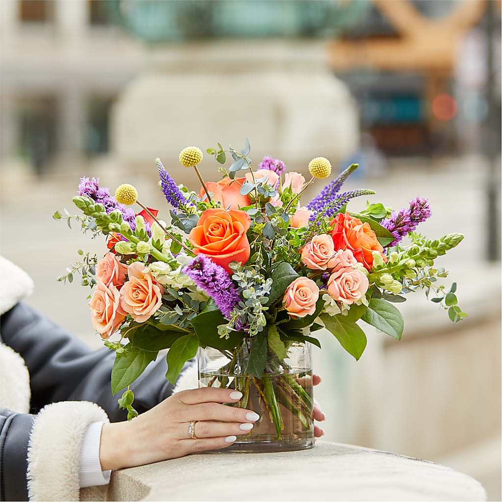 The Standout Bouquet – ELLA'S ESSENCE LLC, Evanston IL