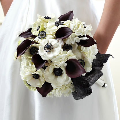 To Have and To Hold Bouquet – ELLA'S ESSENCE LLC, Evanston IL